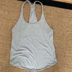 Lululemon gray top!